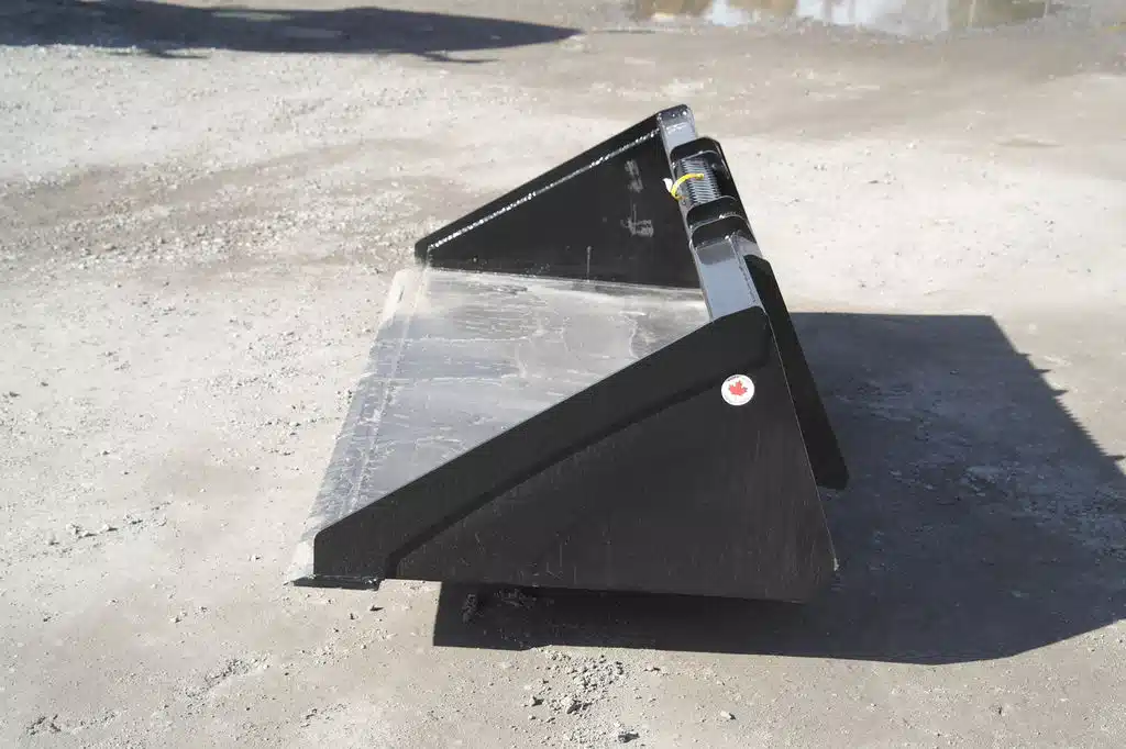 Photo de la Galerie 2 pour Mapleside MFG 78" Godet (bucket)