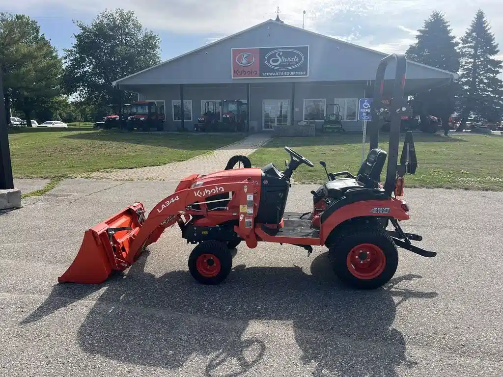 Gallery image 2 for Kubota BX1880 Tractor