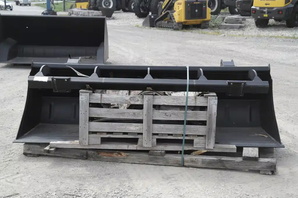 Gallery image 2 for Quicke 260T Bucket