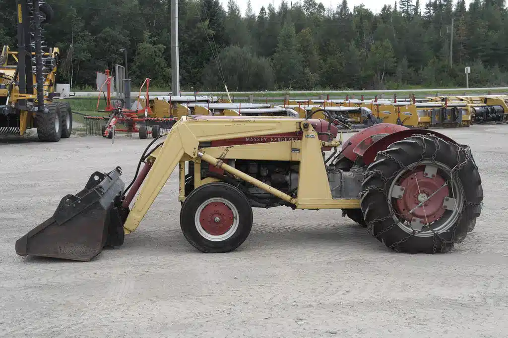 Gallery image 2 for Massey Ferguson 50 Tractor