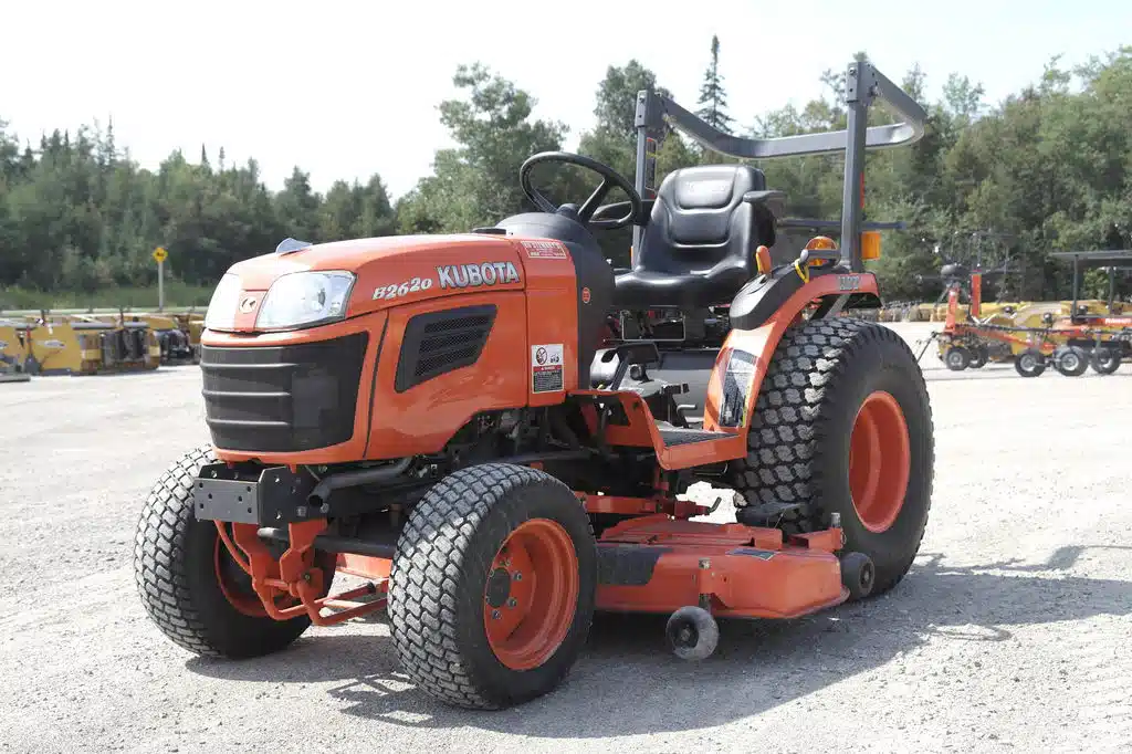 Gallery image 1 for Kubota B2620HSD Tractor