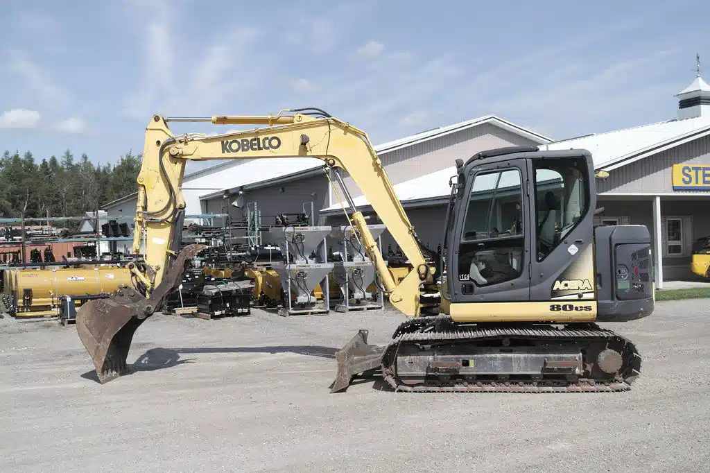 Photo de la Galerie 2 pour Kobelco SK80CS-2 Excavatrice