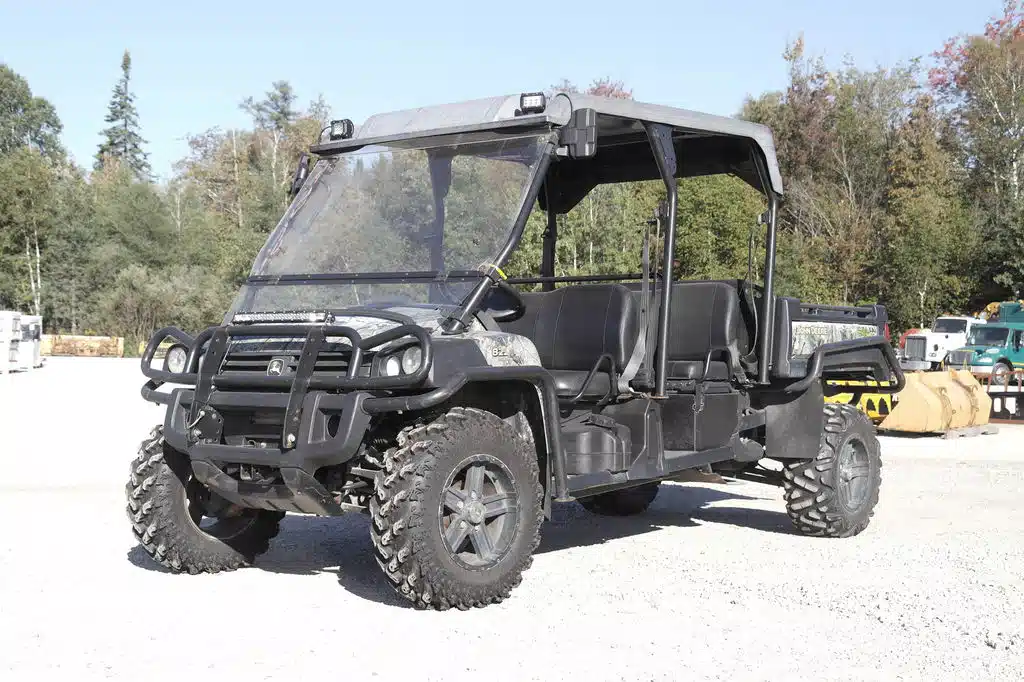 Gallery image 1 for John Deere 825S1 Utility Vehicle