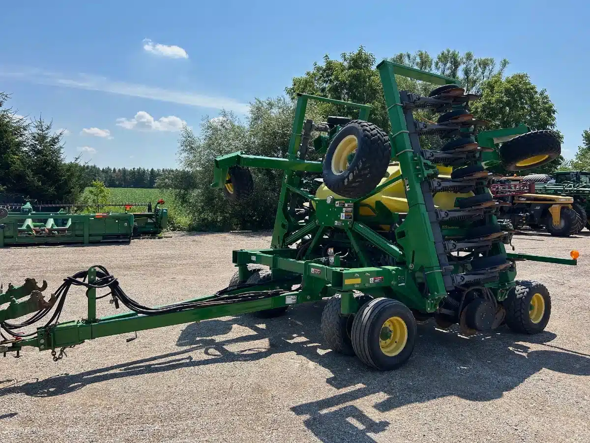 Gallery image 2 for Used 2012 John Deere 1990 CCS Air Drill