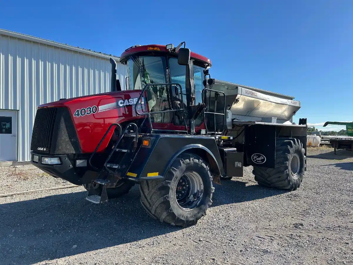Gallery image 1 for Used 2015 Case IH TITAN 4030 Floater