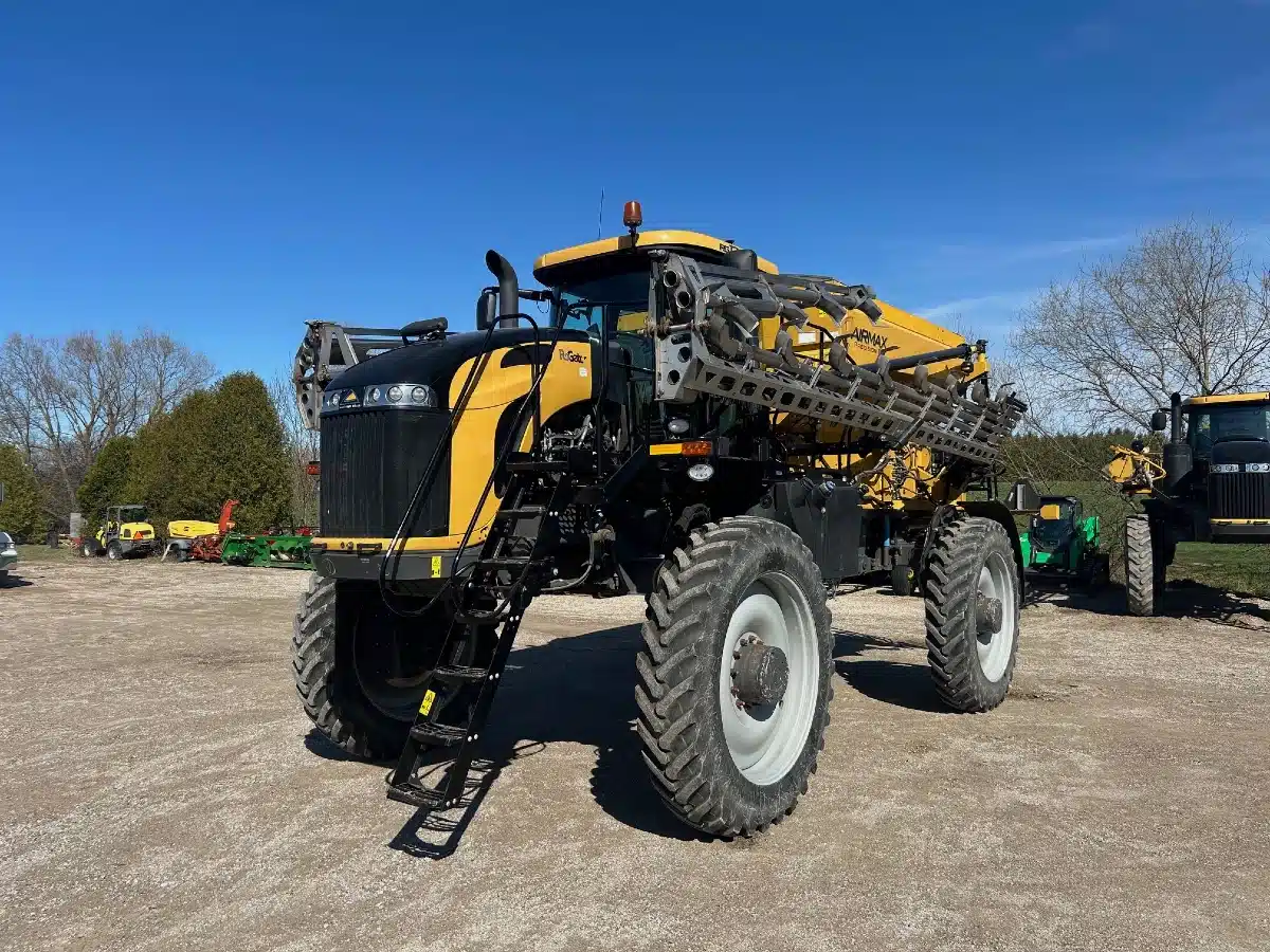 Gallery image 1 for 2020 RoGator RG1300C Spreader - Fertilizer
