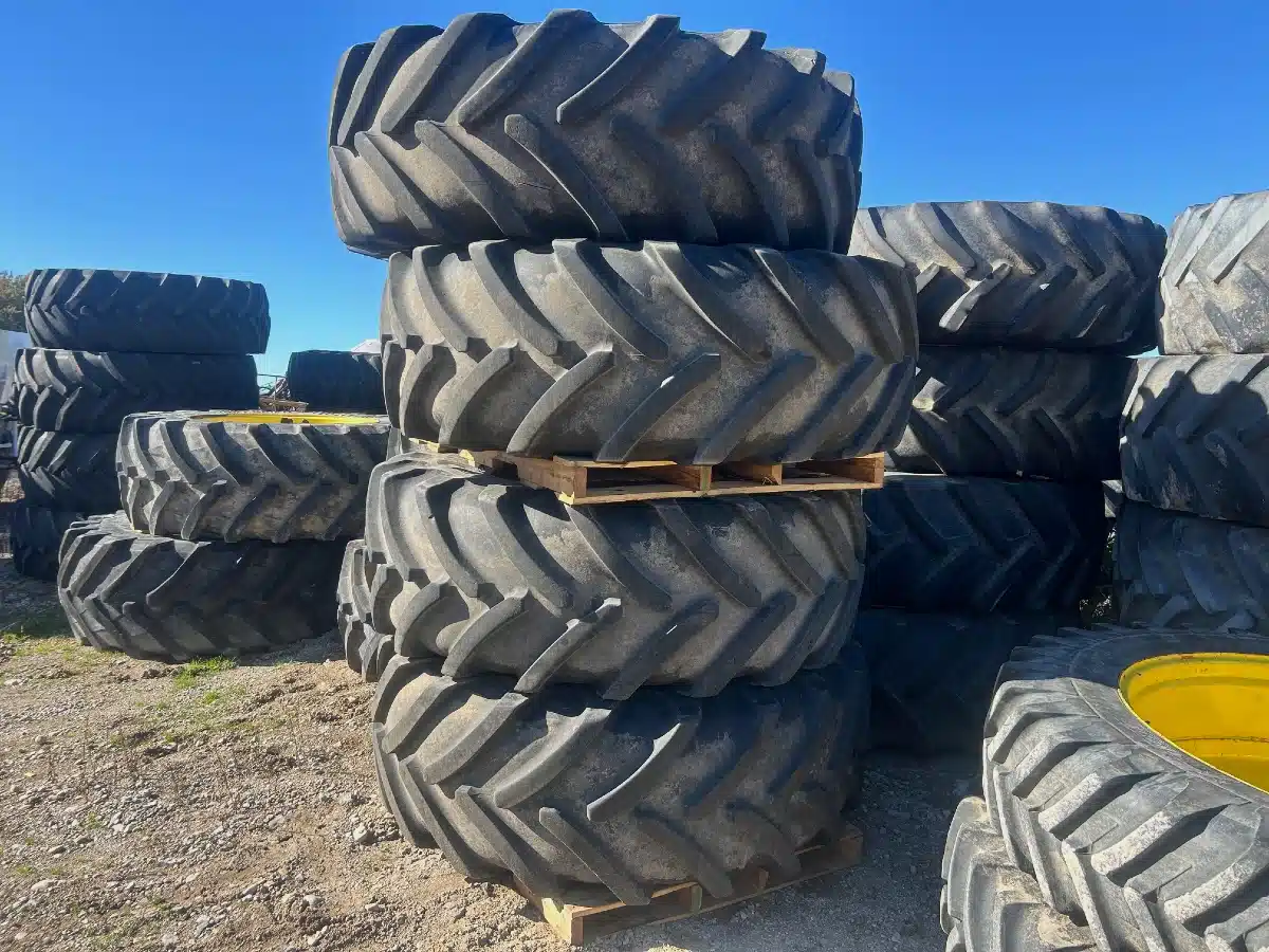 Gallery image 2 for Used 2019 Michelin 620/70R38 Tires
