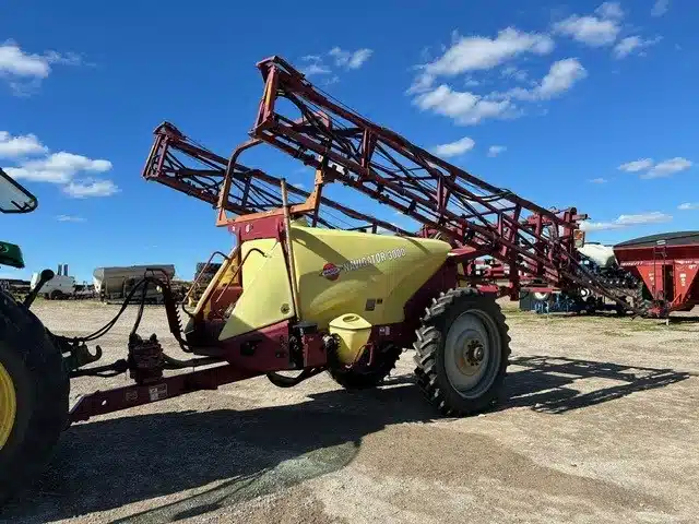 Gallery image 2 for Used 2008 Hardi NAVIGATOR 3000 Sprayer - Pull Type
