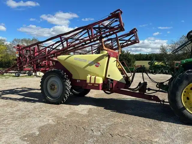 Gallery image 1 for Used 2008 Hardi NAVIGATOR 3000 Sprayer - Pull Type