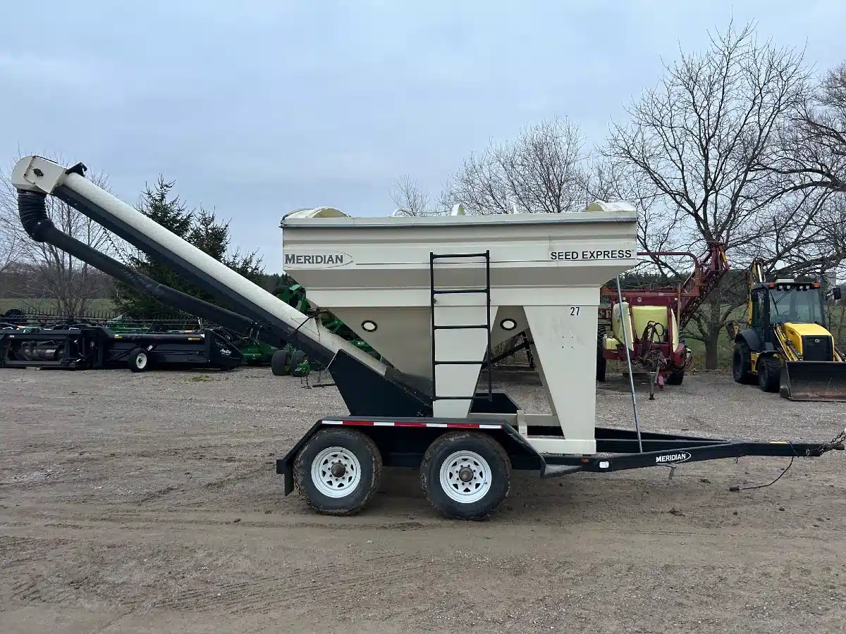 Gallery image 1 for 2010 Meridian 240RT Seed Tender