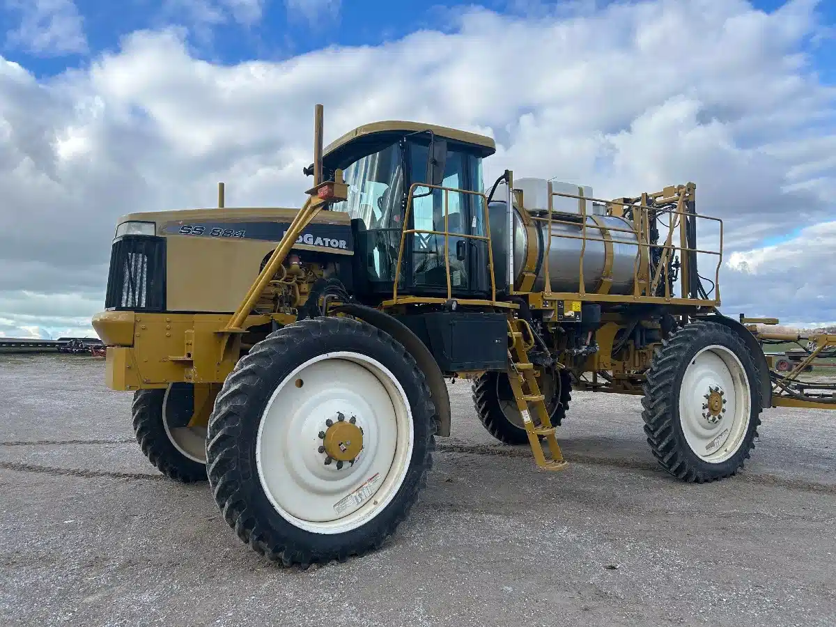 Used 2009 RoGator 884SS Sprayer - Self Propelled