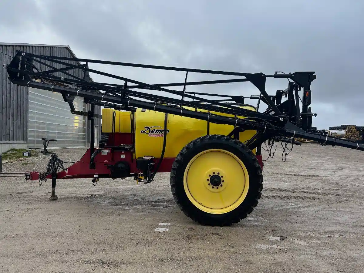 Gallery image 2 for Used Demco CONQUEST 1100 Sprayer - Pull Type