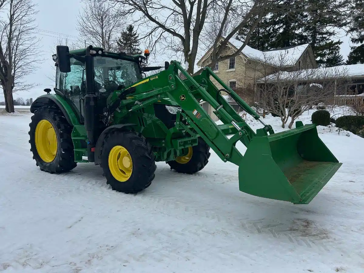Gallery image 2 for 2022 John Deere 6120R Tractor