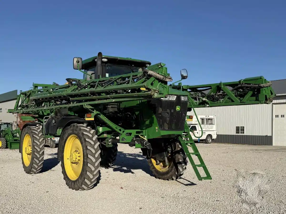 Used 2019 John Deere R4038 Sprayer - Self Propelled