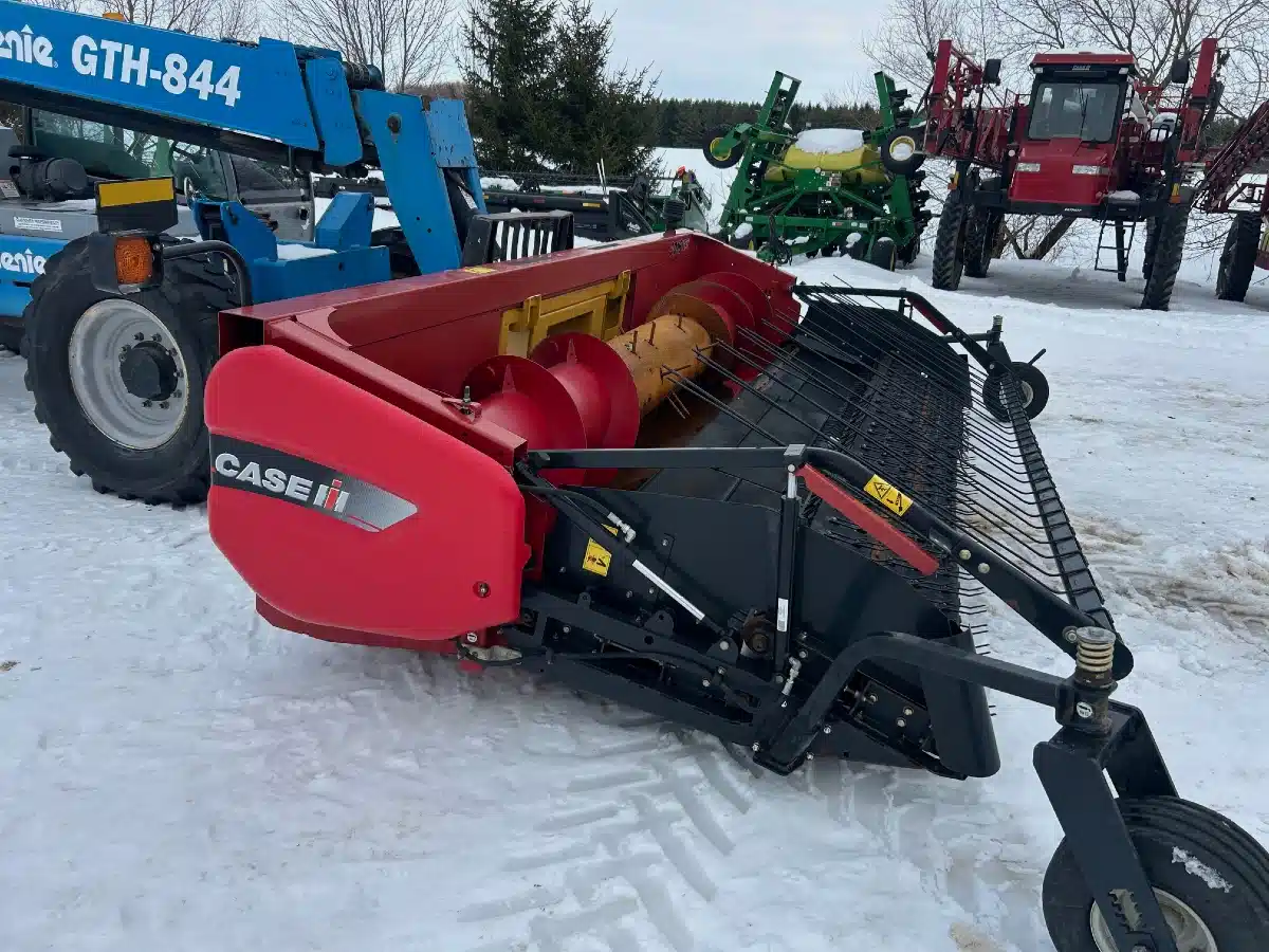 Used 2012 Case IH 3016 Header - Pickup