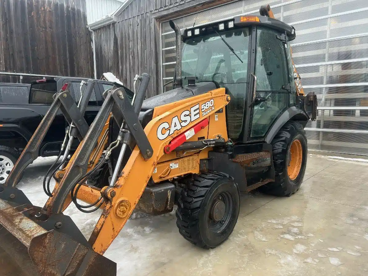 Gallery image 2 for 2019 Case 580SN Backhoe Loader