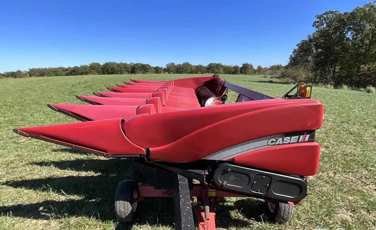 Gallery image 2 for 2009 Case IH 3208 Header - Row Crop