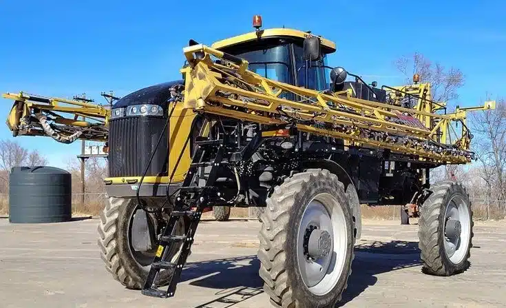 2020 RoGator RG900C Sprayer - Self Propelled