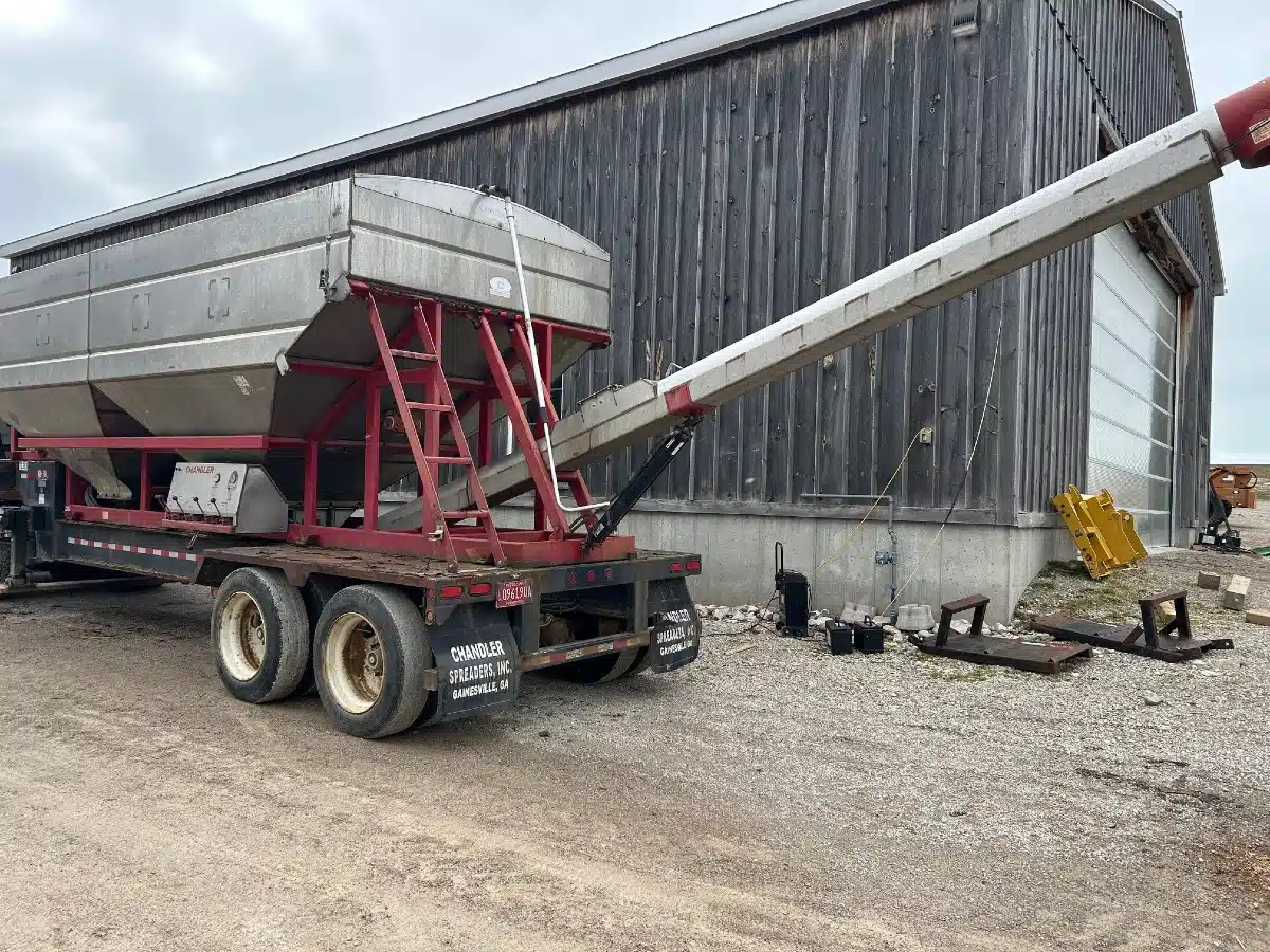 Gallery image 2 for 2014 Chandler MT26 Tender