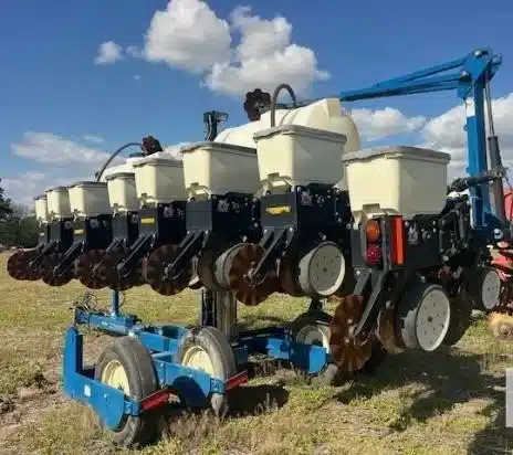 Gallery image 2 for 2012 Kinze 3500 Planter