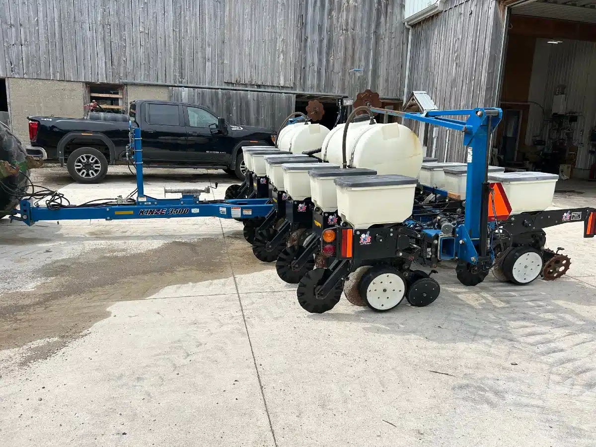Gallery image 2 for 2012 Kinze 3500 Planter