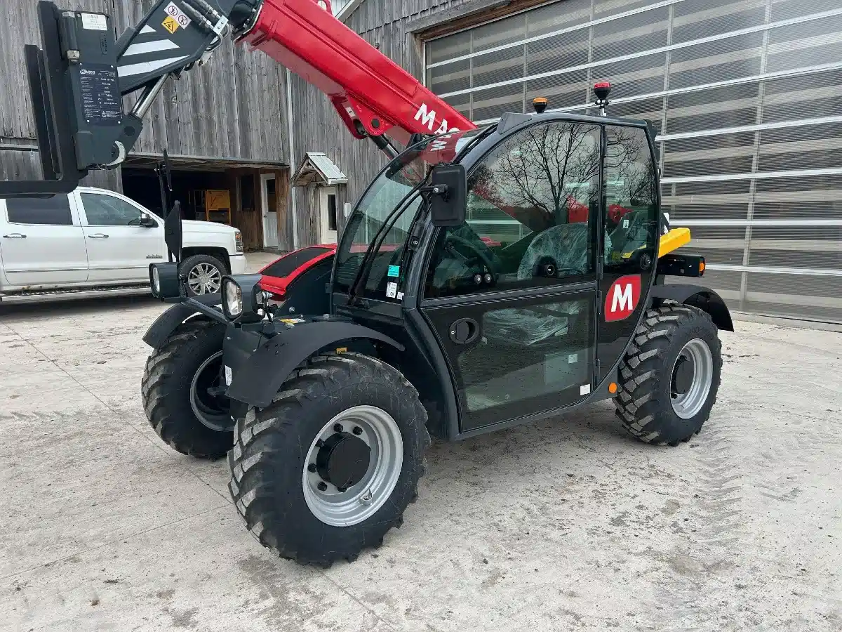 Gallery image 2 for 2025 Magni TH3.6 TeleHandler