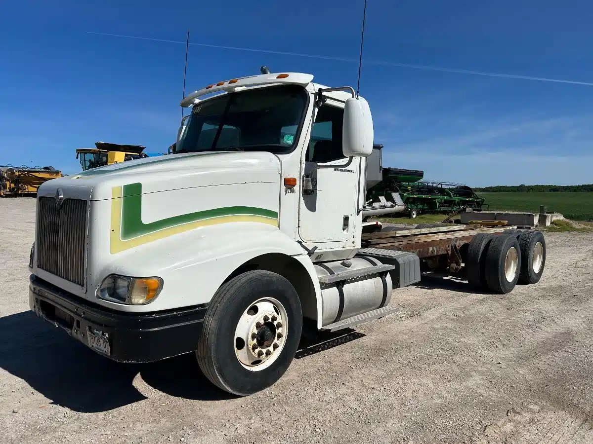 Photo de la Galerie 1 pour 2004 International TR 9200i Truck Cab & Chassis