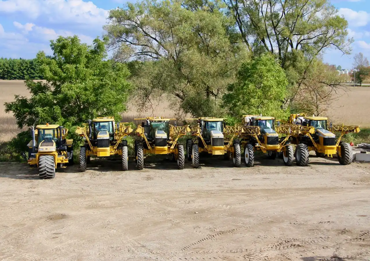 Gallery image 2 for Used John Deere Misc Sprayer - Self Propelled