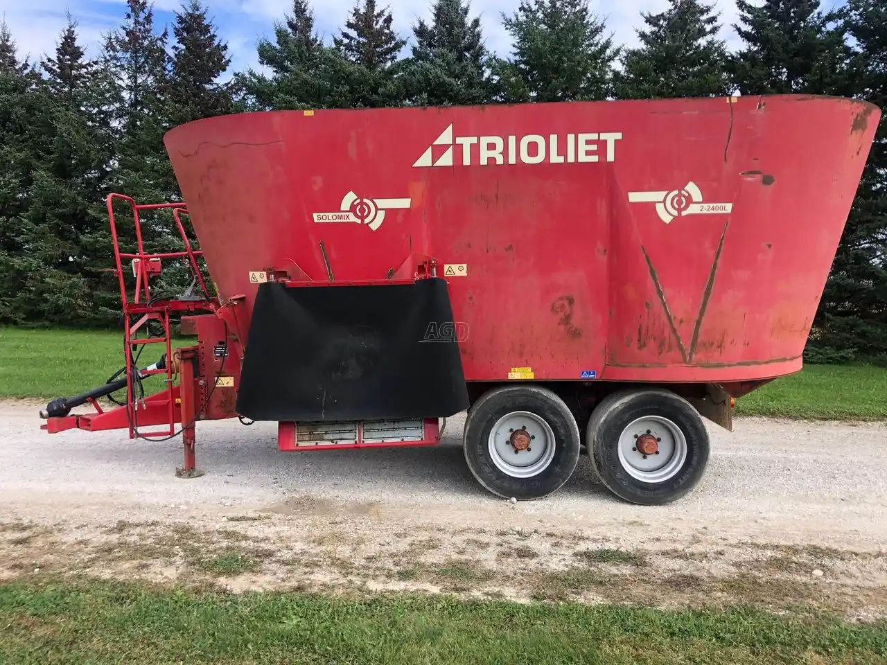 Gallery image 1 for Used Trioliet 2-2400 TMR Mixer