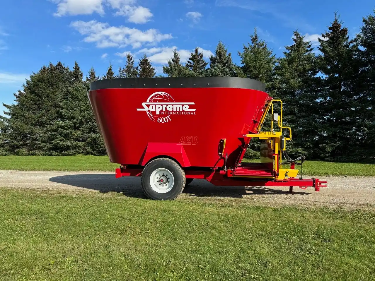 TMR Mixers for sale from Brodie Ag Industrial Inc. in Ontario