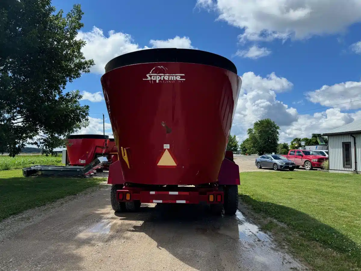 Gallery image 2 for Used Supreme 900T TMR Mixer