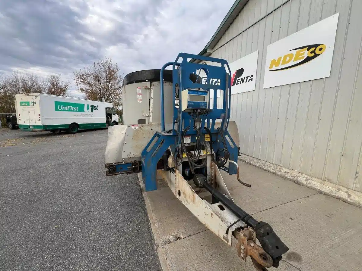 Gallery image 2 for Used Penta 4420-SD TMR Mixer