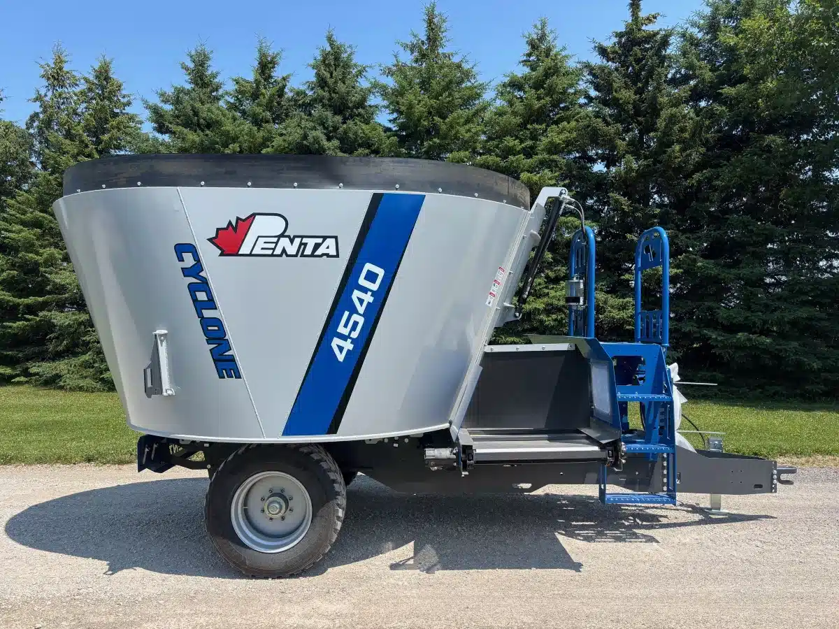 Gallery image 1 for New 2025 Penta 4540 TMR Mixer
