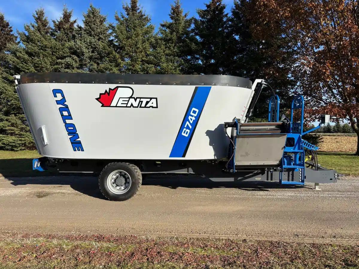 New 2025 Penta 6740 TMR Mixer