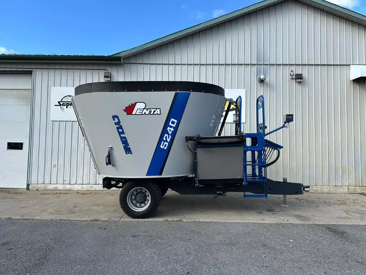 New 2024 Penta 5240 TMR Mixer