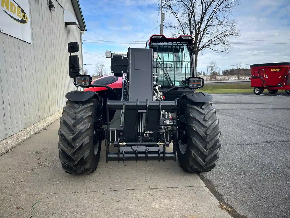 Gallery image 2 for 2025 Faresin 7.4 TeleHandler