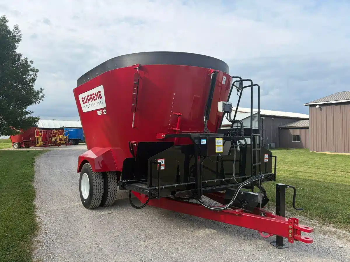 Gallery image 2 for 2026 Supreme 900T TMR Mixer