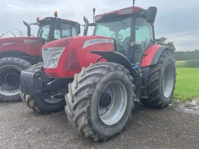2015 McCormick X7.680 Tractor