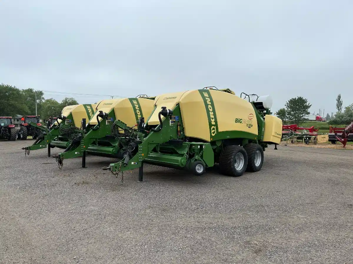Gallery image 2 for Used 2022 Krone BIG PACK 890 XC HIGHSPEED Square Baler - Large