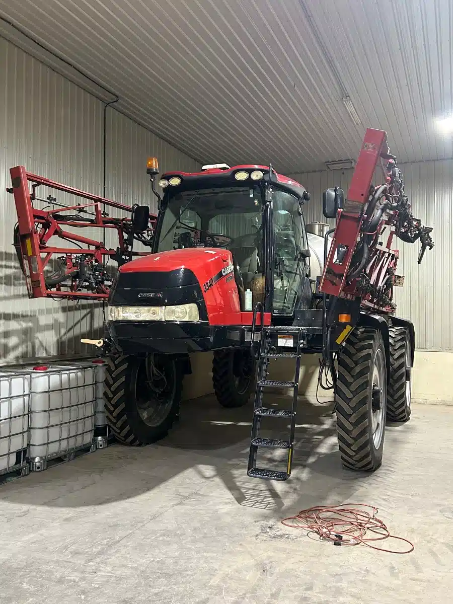 Gallery image 1 for Used 2015 Case IH PATRIOT 3340 Sprayer - Self Propelled