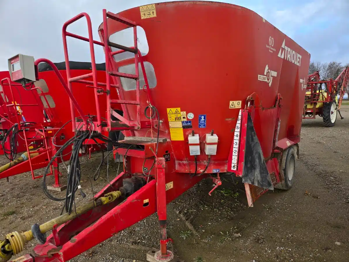 Gallery image 2 for 2010 Trioliet SM2-1800ZK TMR Mixer