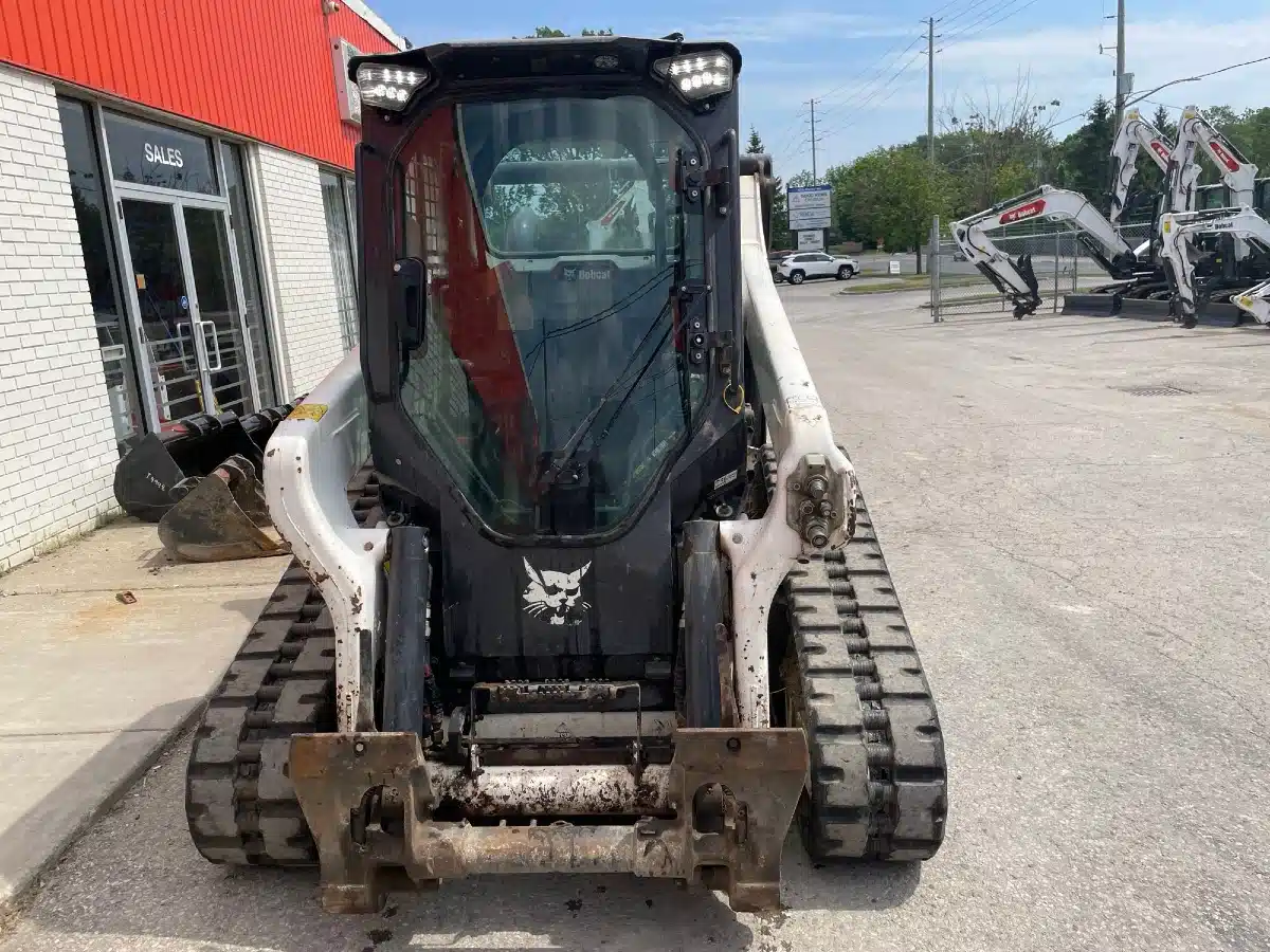 Gallery image 2 for 2022 Bobcat T76 Track Loader