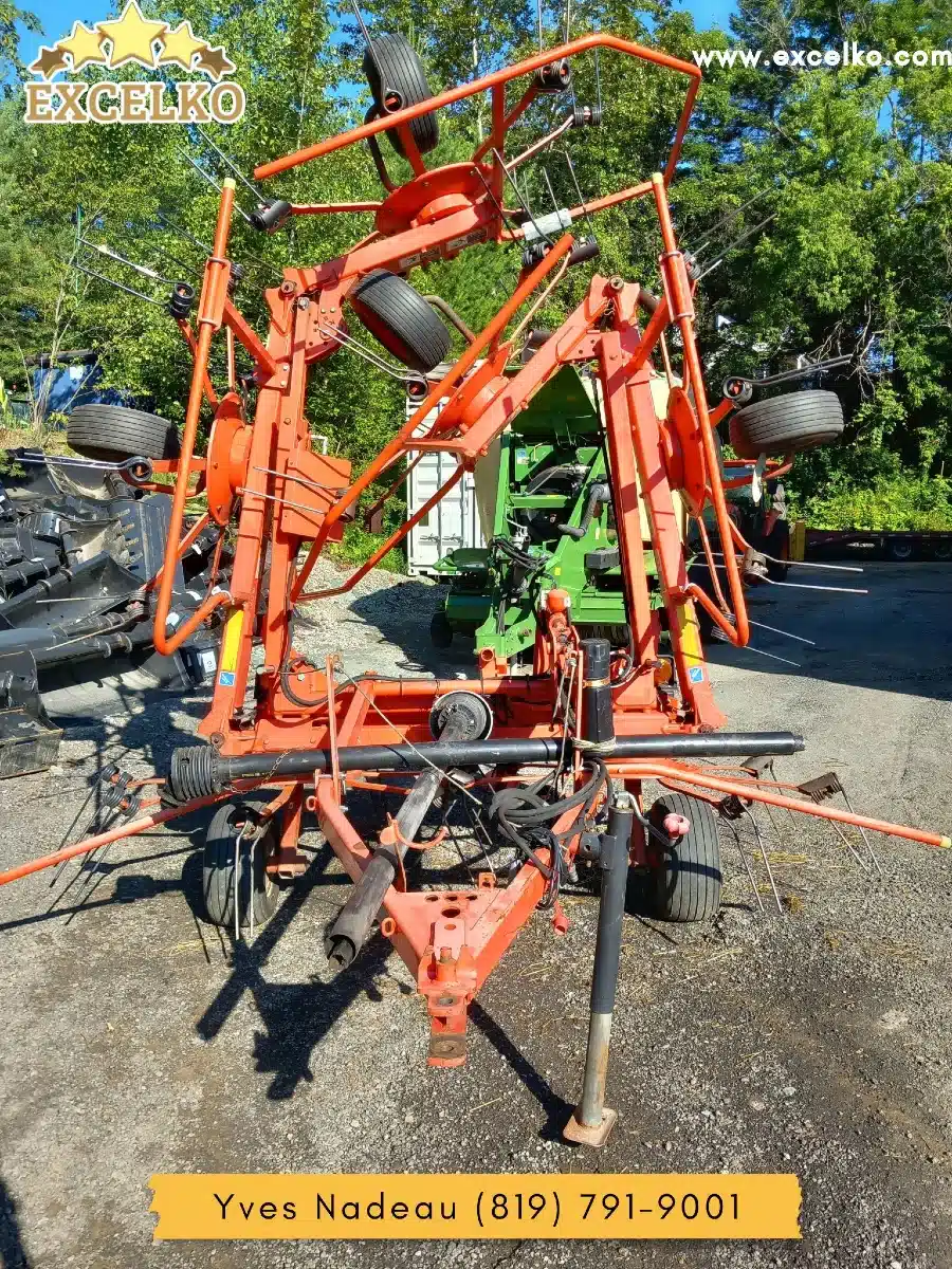 Gallery image 2 for Used 2014 Kuhn GF 7802 THA Tedder