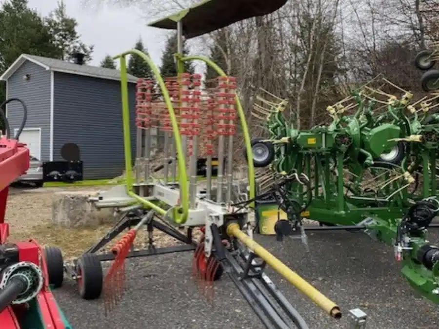 Gallery image 1 for Used 2021 CLAAS LINER 450 T Rake