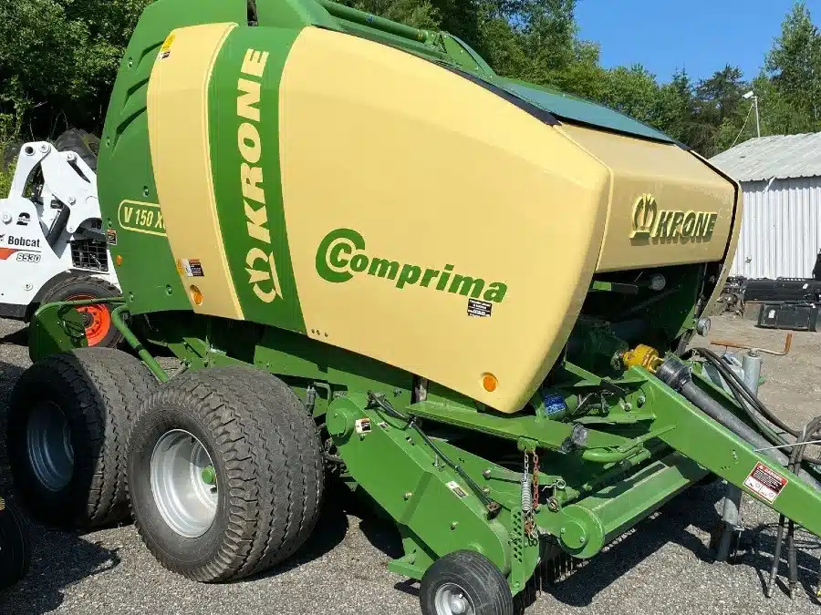 Gallery image 1 for Used 2015 Krone COMPRIMA V 150 XC Round Baler