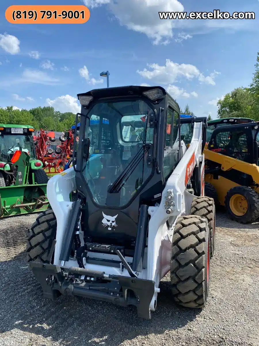 Gallery image 2 for New 2025 Bobcat S76 Skid Steer