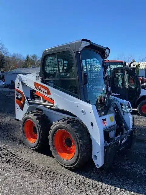 Gallery image 1 for New 2025 Bobcat S450 Skid Steer