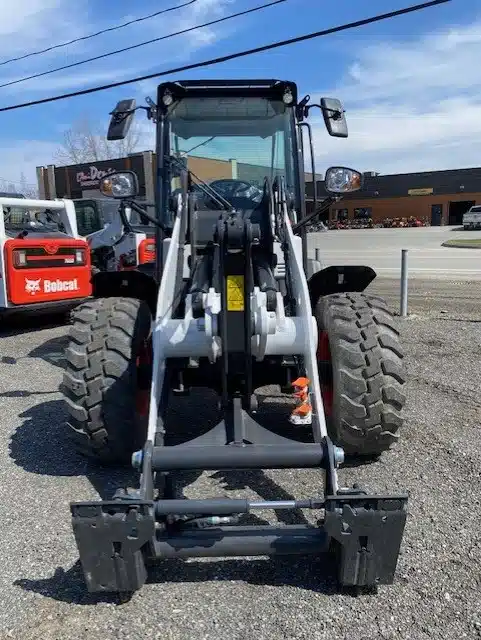 Gallery image 2 for New 2025 Bobcat L65 Wheel Loader