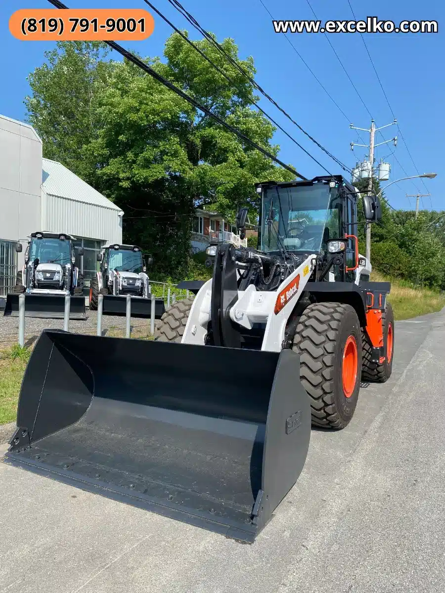 Gallery image 2 for New 2025 Bobcat L235 Wheel Loader