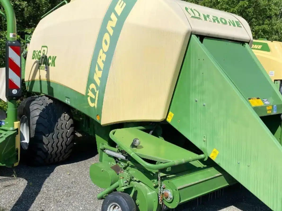 Photo de la Galerie 1 pour 2008 Krone BiG Pack 890 XC Square Baler Presse à Balle Carrée/Large